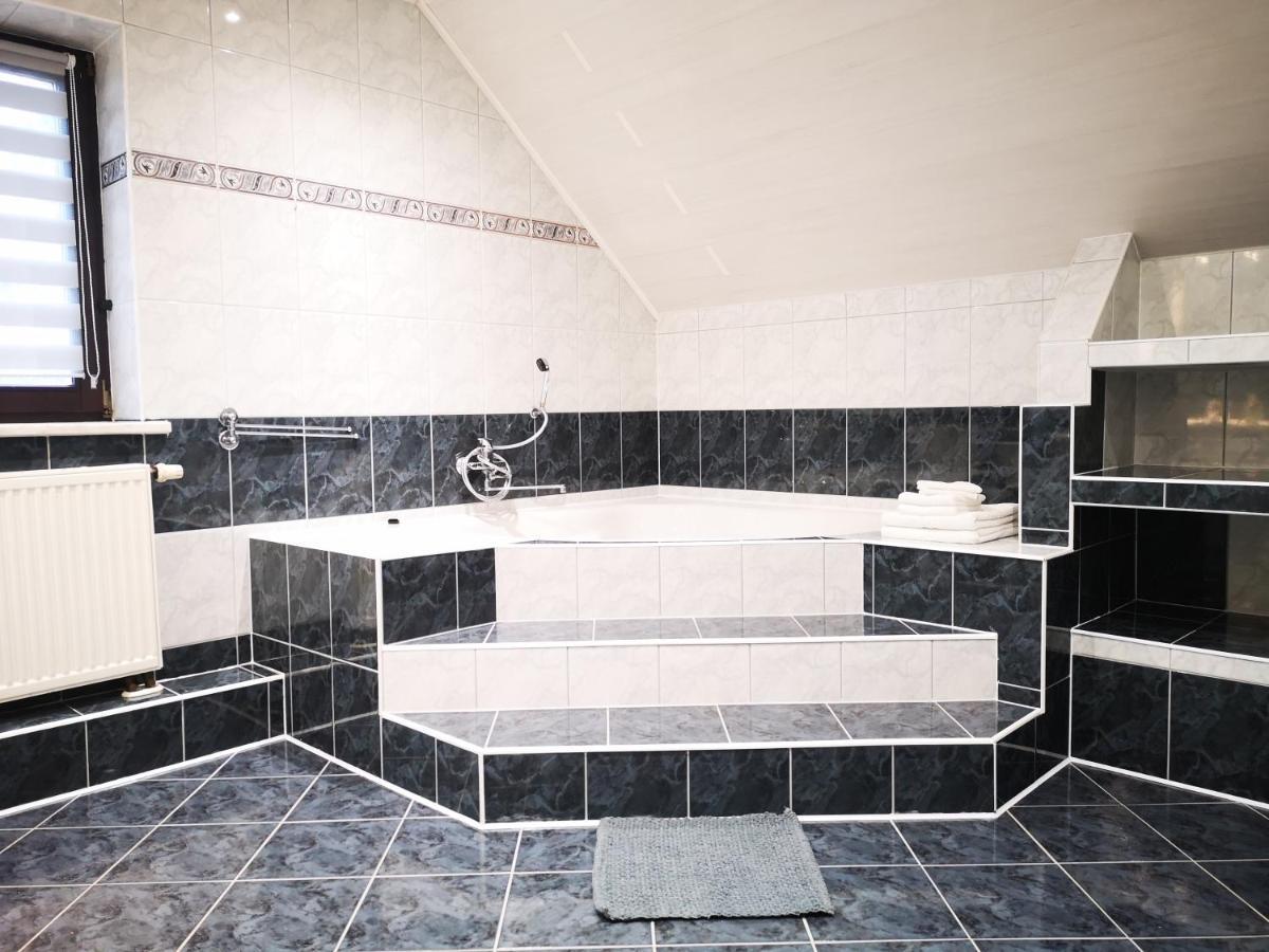 Apartamento Irysek Lądek-Zdrój Exterior foto